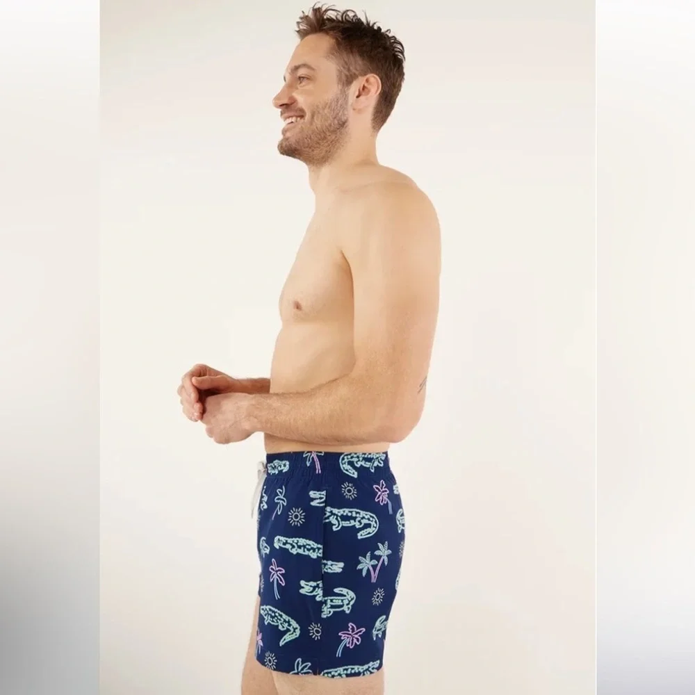 NEW Chubbies The Neon Glades 5.5” Sw Trunk W/Liner Size M Navy Alligator Palms